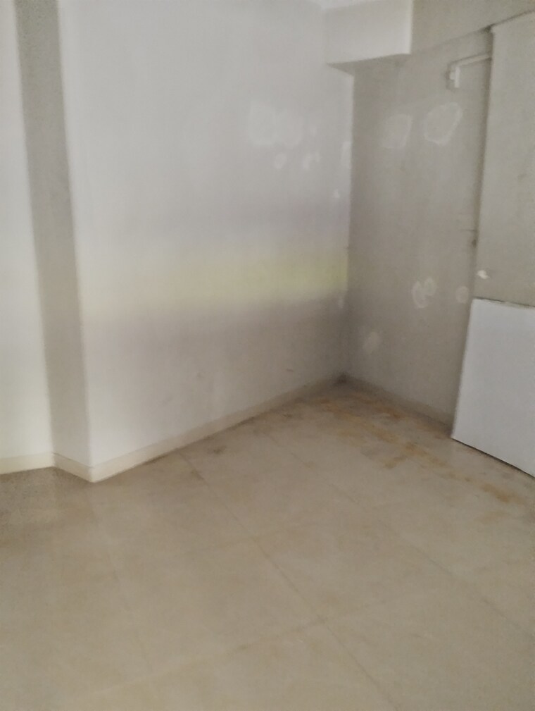 undefined, charkop sector 8 Commercial Shop 400 Sq.Ft. In Charkop   Sector 8 Mumbai 8425168