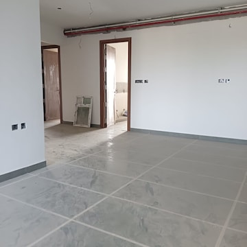 Room in 3 BHK Apartment at Elamakkara – for Sale