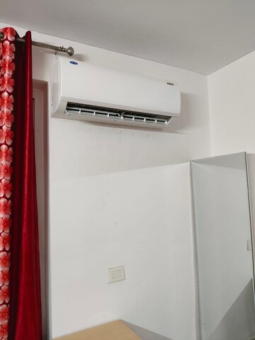 Furnished Amenities in 3.5 BHK Apartment at Imperia Esfera, Sector 37c – for Sale