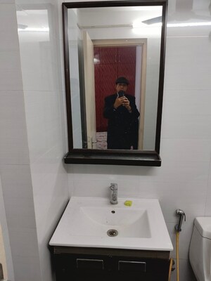 Furnished Amenities in 3.5 BHK Apartment at Imperia Esfera, Sector 37c – for Sale