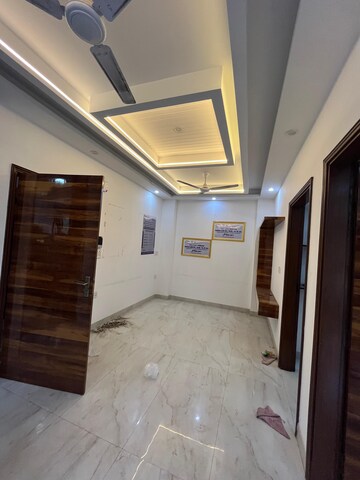 Room in 2 BHK Apartment at Sector 19, Dwarka – for Rent