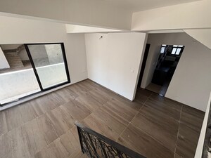 Room in 4 BHK Apartment at Lodha Evoq, Wadala – for Sale