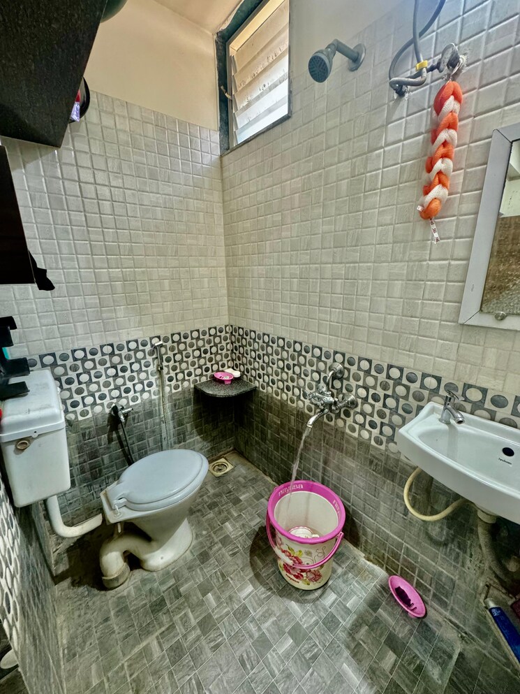 Bathroom, gota 2 Bedroom 1125 Sq.Ft. Apartment In Gota Ahmedabad 8425283
