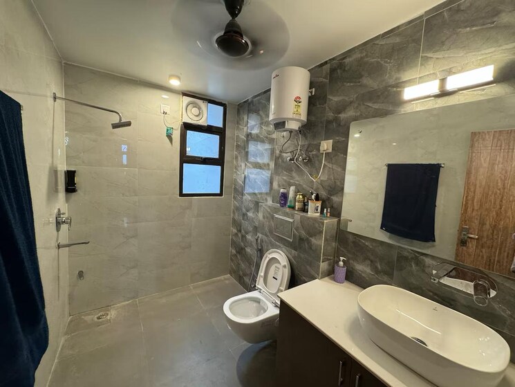 Attached Bathroom, prashant vihar 2 Bedroom 824 Sq.Ft. Apartment In Prashant Vihar Delhi 8425252