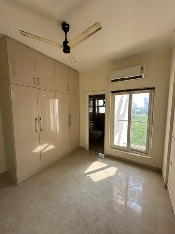 2 BHK Apartment For Rent in Pyramid Urban Homes, Sector 70a