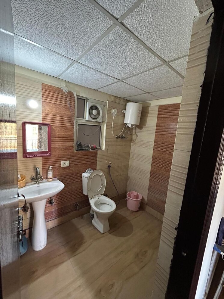 Attached Bathroom, prashant vihar 2 Bedroom 1184 Sq.Ft. Apartment In Prashant Vihar Delhi 8425274