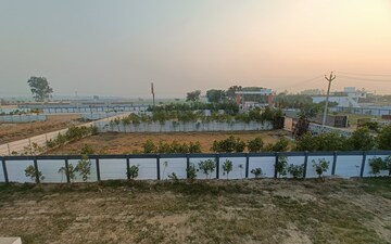 Plot For Sale in Upsidc Site B