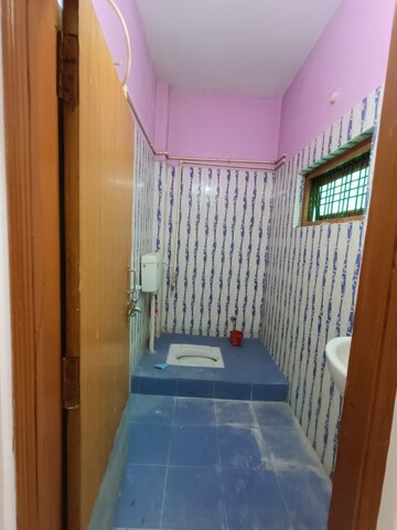 Bathroom in 2 BHK Independent House at Gomti Nagar – for Rent