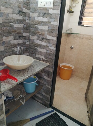 Bathroom in 1 BHK Apartment at Sector 20b Airoli – for Rent