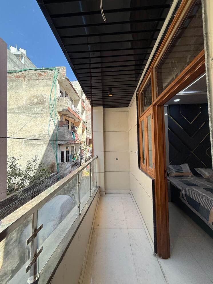 Balcony, dwarka mor 2 Bedroom 750 Sq.Ft. Builder Floor In Dwarka Mor Delhi 8425367