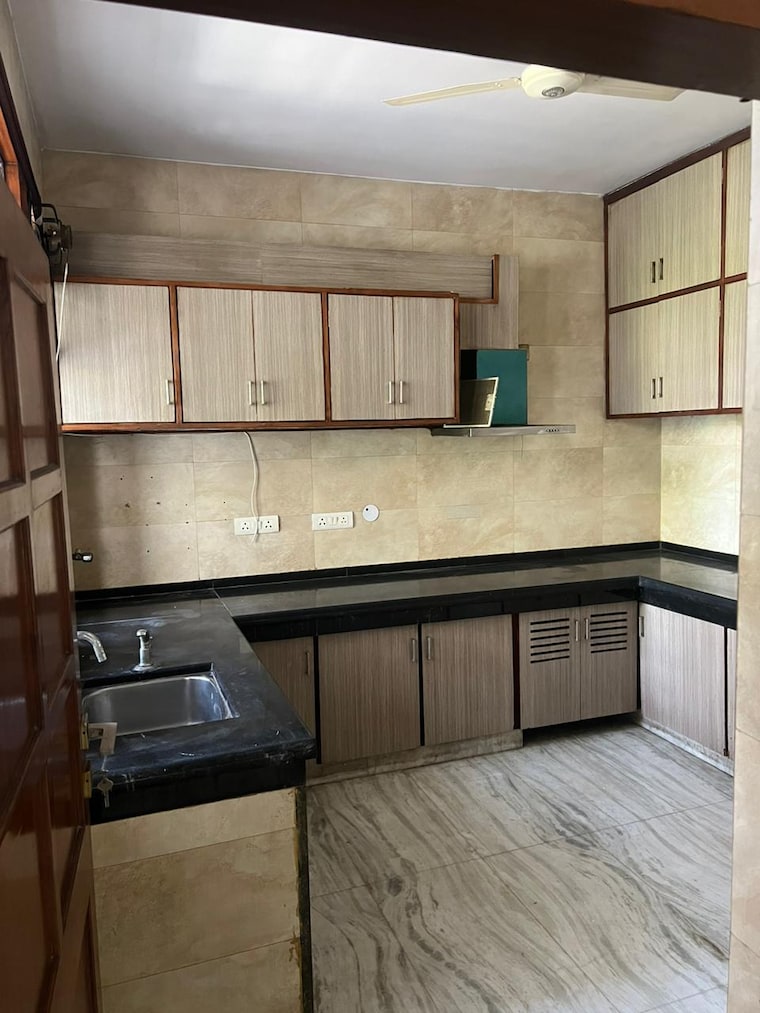 Kitchen, sector 21d 4 Bedroom 160 Sq.Yd. Independent House In Sector 21d Faridabad 8425380