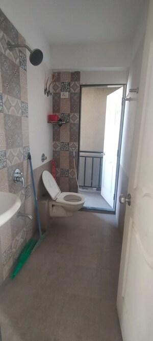 Bathroom in 2 BHK Apartment at Fenklin Belleza, Ghodbunder Road – for Sale
