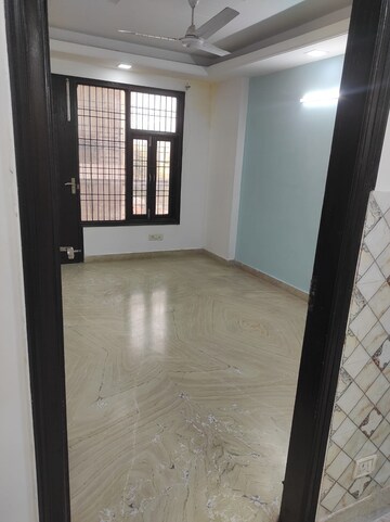 Room in 3 BHK Apartment at Chhajjupur – for Rent