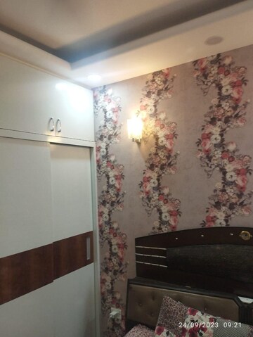 Furnished Amenities in 2 BHK Apartment at Pyramid Urban Homes, Sector 70a – for Sale