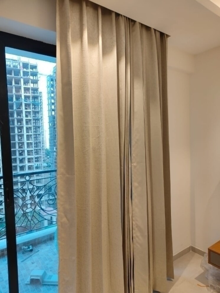 undefined, omaxe-hazratganj 1 RK 565 Sq.Ft. Apartment In Gomti Nagar Lucknow 8425466