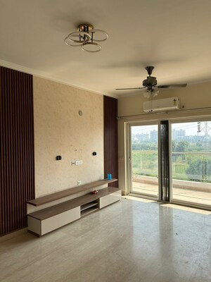 Room in 2 BHK Apartment at Pyramid Altia, Sector 70 – for Sale