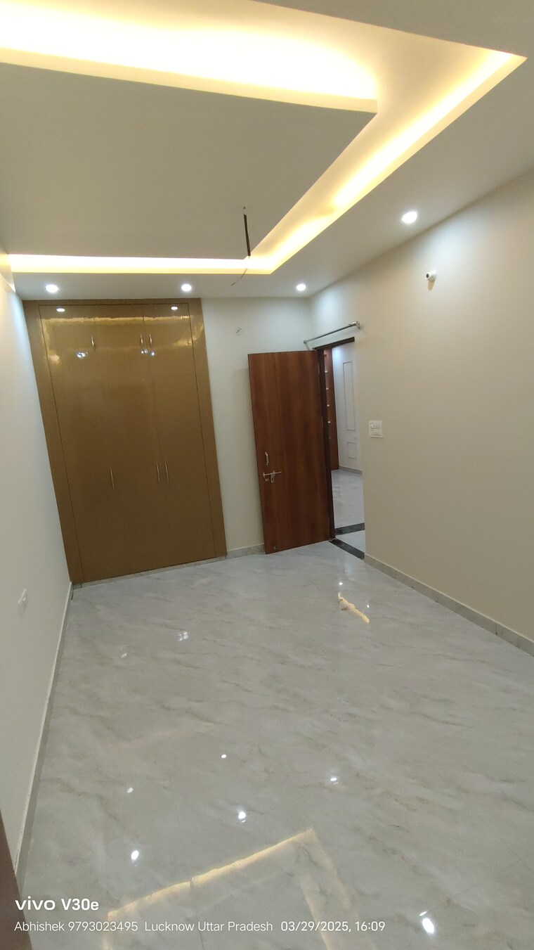 Room, jankipuram 3 Bedroom 1400 Sq.Ft. Independent House In Jankipuram Lucknow 8425469