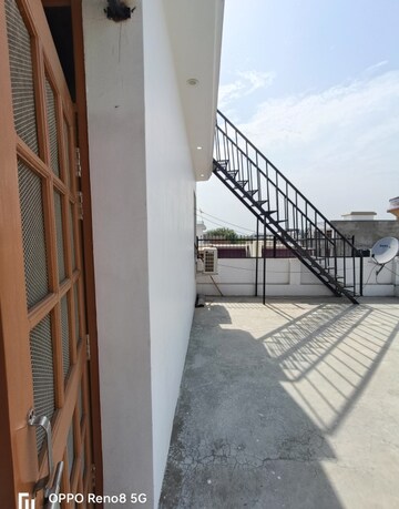 Terrace in 1 BHK Independent House at Gomti Nagar – for Rent