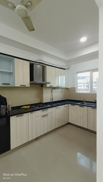Kitchen in 4 BHK Apartment at Mahagun Maple, Sector 50 – for Rent