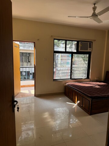 Room in 1 BHK Apartment at Koregaon Park CHS, Koregaon Park – for Rent