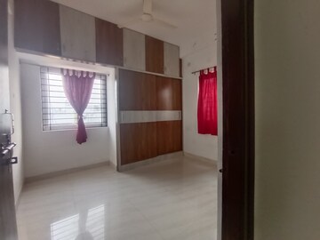 Room in 2 BHK Apartment at Kondapur – for Rent