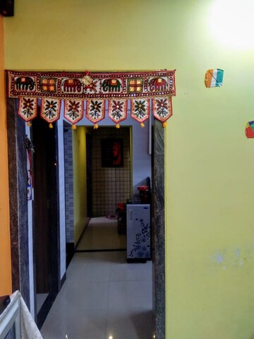 Bedroom in 2 BHK Apartment at Thane West – for Rent