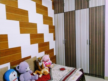 Bedroom in 2 BHK Apartment at Thane West – for Rent