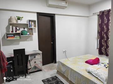 Team Area in 2 BHK Apartment at Lodha Luxuria, Majiwada – for Rent