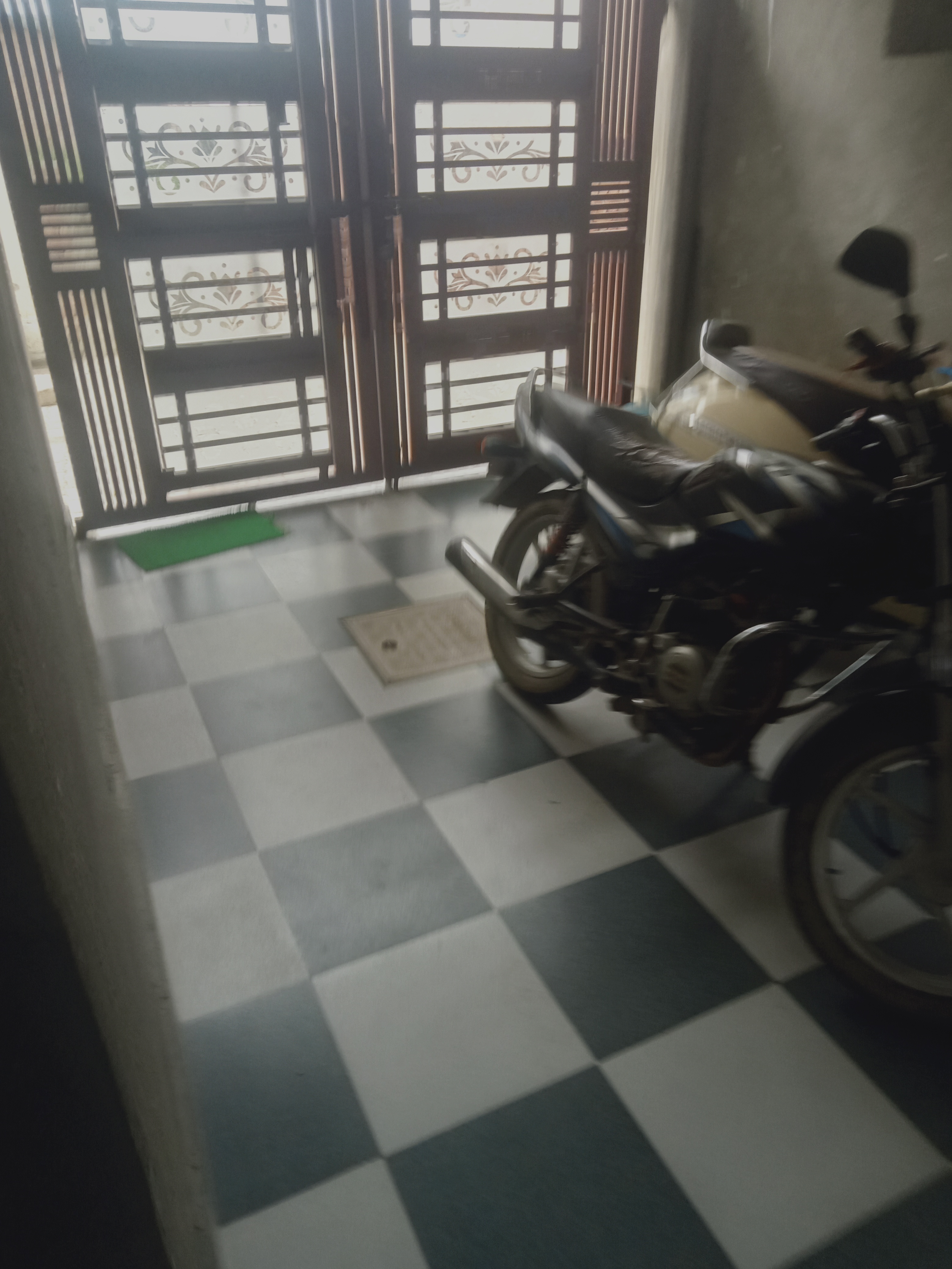 4 BHK Villa For Sale in Model Town