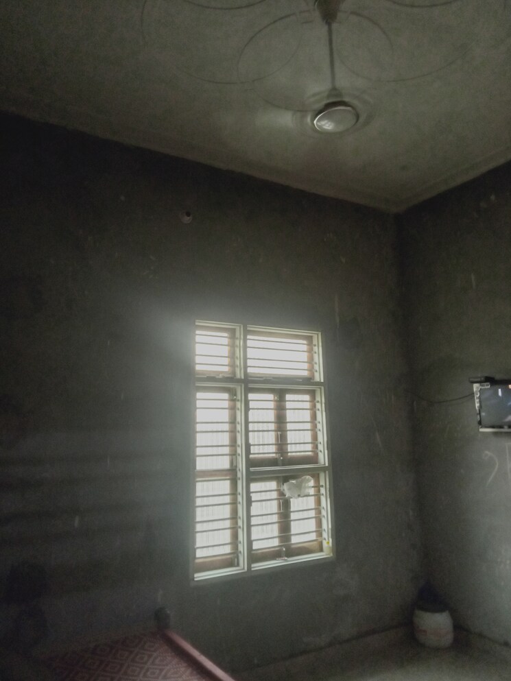 Room, model town 4 Bedroom 72 Sq.Yd. Villa In Model Town Panipat 8425655