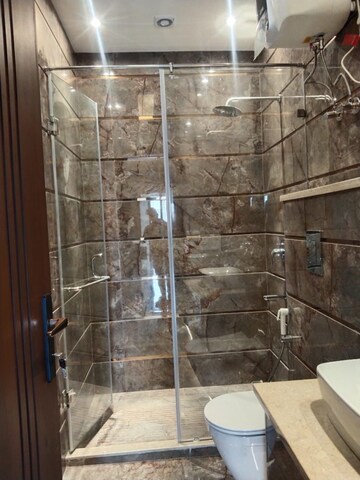 Bathroom in 3 BHK Builder Floor at Abw Tower, Sector 25 – for Rent