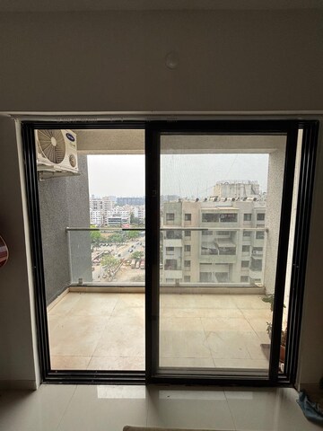 Room in 2 BHK Apartment at Vastushree Diona, Keshav Nagar – for Rent