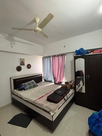 Bedroom in 2 BHK Apartment at Vastushree Diona, Keshav Nagar – for Rent