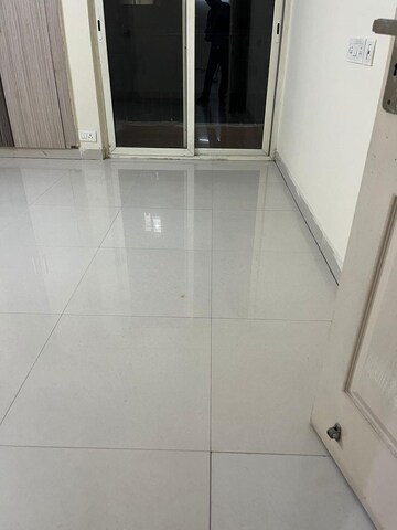 Bathroom in 3 BHK Apartment at Ajnara Ambrosia, Sector 118 – for Rent