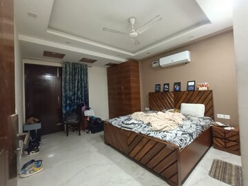 Bedroom in 4 BHK Apartment at Shri Sai Kripa Rainbow Apartments, Sector 43 – for Rent