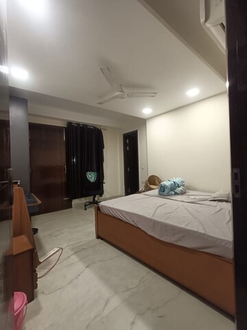 Bedroom in 4 BHK Apartment at Shri Sai Kripa Rainbow Apartments, Sector 43 – for Rent