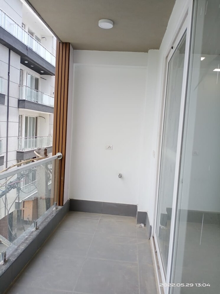 Balcony, vasant kunj 5 Bedroom 1900 Sq.Ft. Apartment In Vasant Kunj Delhi 8425859