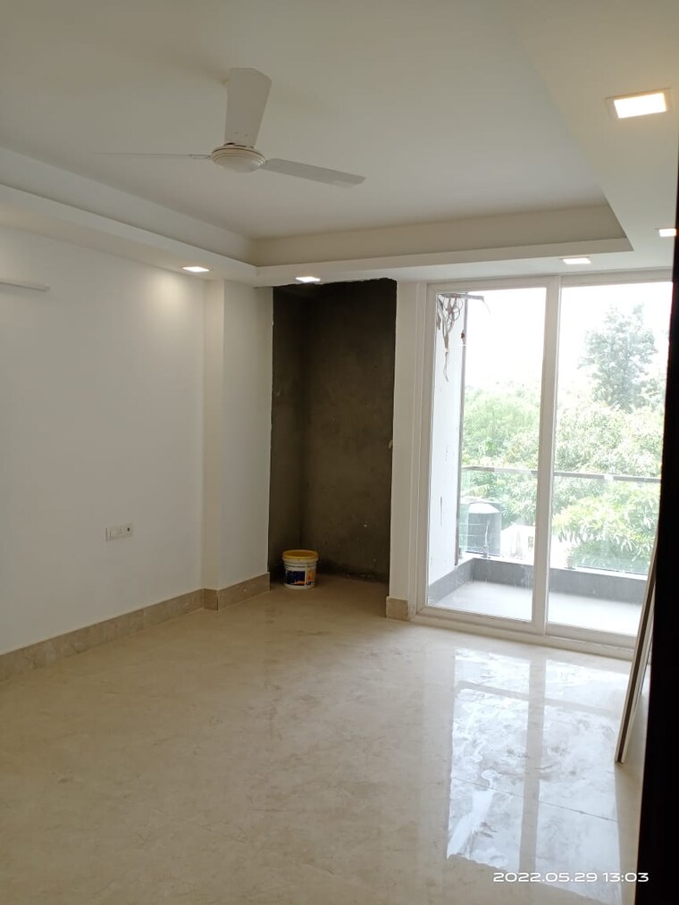 Room, vasant kunj 5 Bedroom 1900 Sq.Ft. Apartment In Vasant Kunj Delhi 8425859