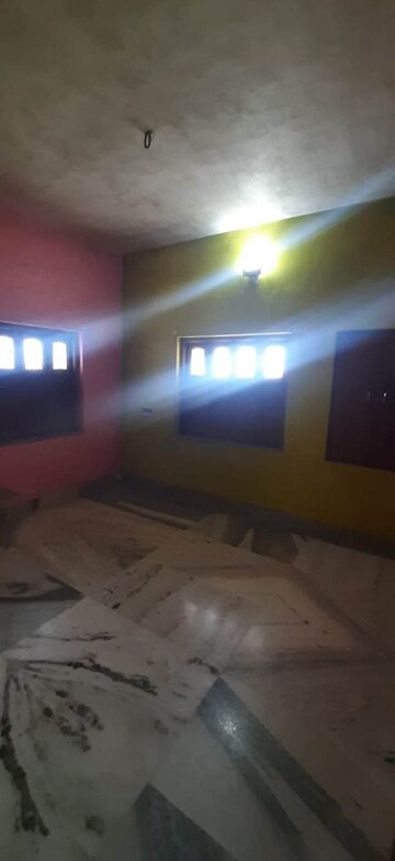 Room in 3 BHK Independent House at Thakuranir Chak – for Sale
