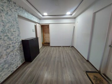 Bedroom in 3 BHK Apartment at Orchid Enclave CHS, Andheri East – for Rent