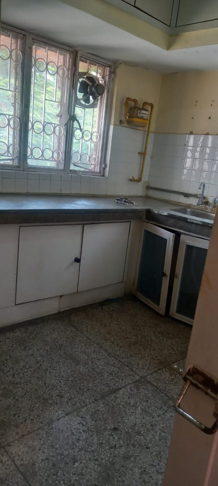Kitchen, vasant kunj 3 Bedroom 1400 Sq.Ft. Apartment In Vasant Kunj Delhi 8425887