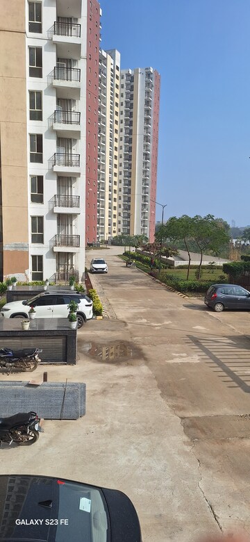 Parking in 2.5 BHK Apartment at Imperia Esfera, Sector 37c – for Sale