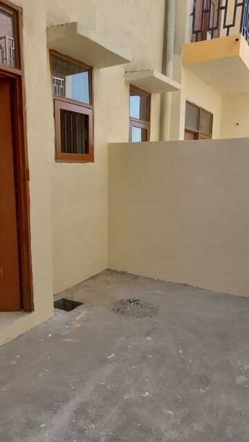 Room in 1 BHK Builder Floor at Sector 84 – for Sale