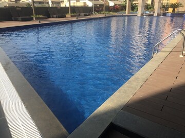 Swimming Pool in 2 BHK Apartment at DB Orchid Woods, Goregaon East – for Sale