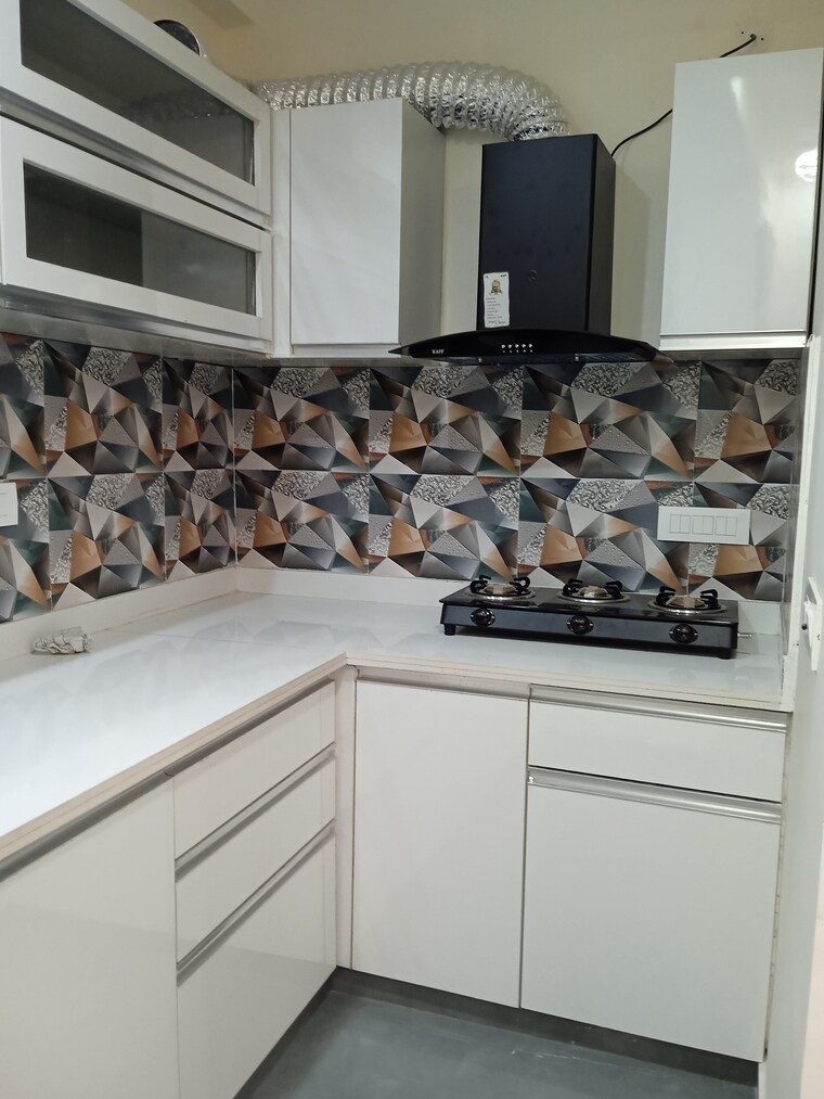 Kitchen, dwarka mor 1 Bedroom 500 Sq.Ft. Apartment In Dwarka Mor Delhi 8425957