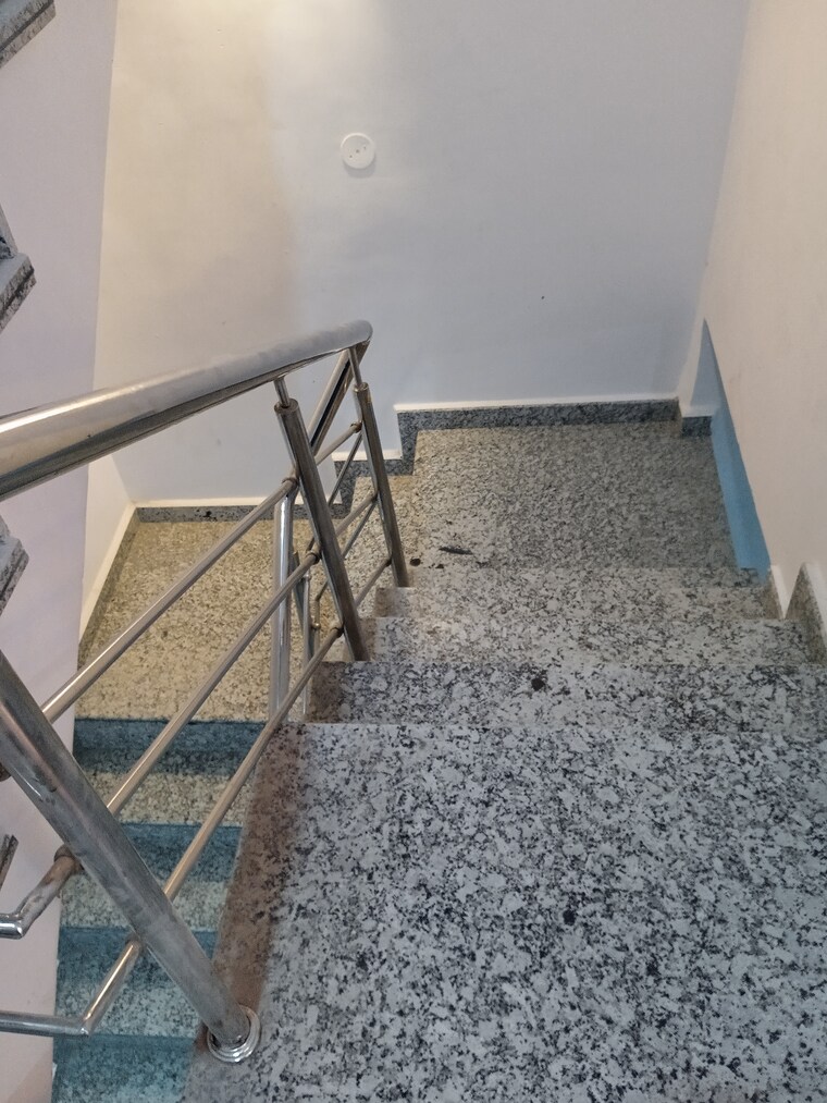 undefined, dwarka mor 1 Bedroom 500 Sq.Ft. Apartment In Dwarka Mor Delhi 8425957