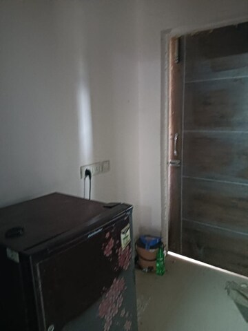 Furnished Amenities in 1 RK Apartment at Emaar Emerald Floors Premier, Sector 65 – for Rent