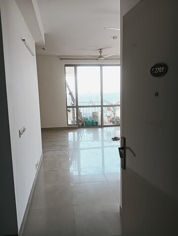 Building Lobby in 3 BHK Apartment at Pioneer Park Phase 1, Sector 61 – for Rent