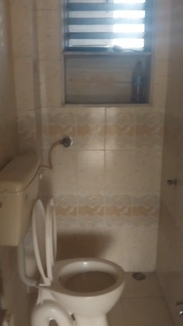 Bathroom, bander pakhadi 1.5 Bedroom 485 Sq.Ft. Apartment In Bander Pakhadi Mumbai 8426025