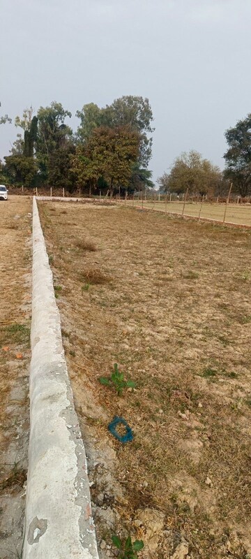  Plot – Exterior View View at Kisan Path - for Sale